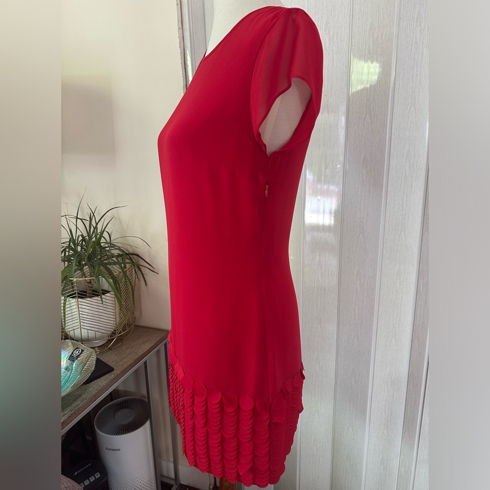 TED BAKER Women’s Red Cap Sleeve Circle Applique Hem Glana Mini Dress Size 1 - Picture 4 of 9